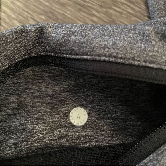 Lululemon Speed Up Tight - Picture 6 of 6